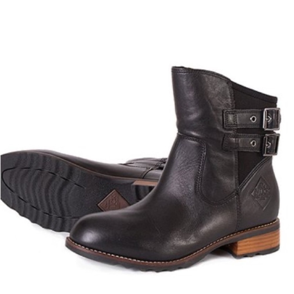 Classic Black Leather Ankle Booties with Buckle Straps